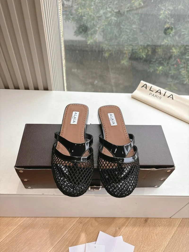 Alaia Sandals Minimalist 10757