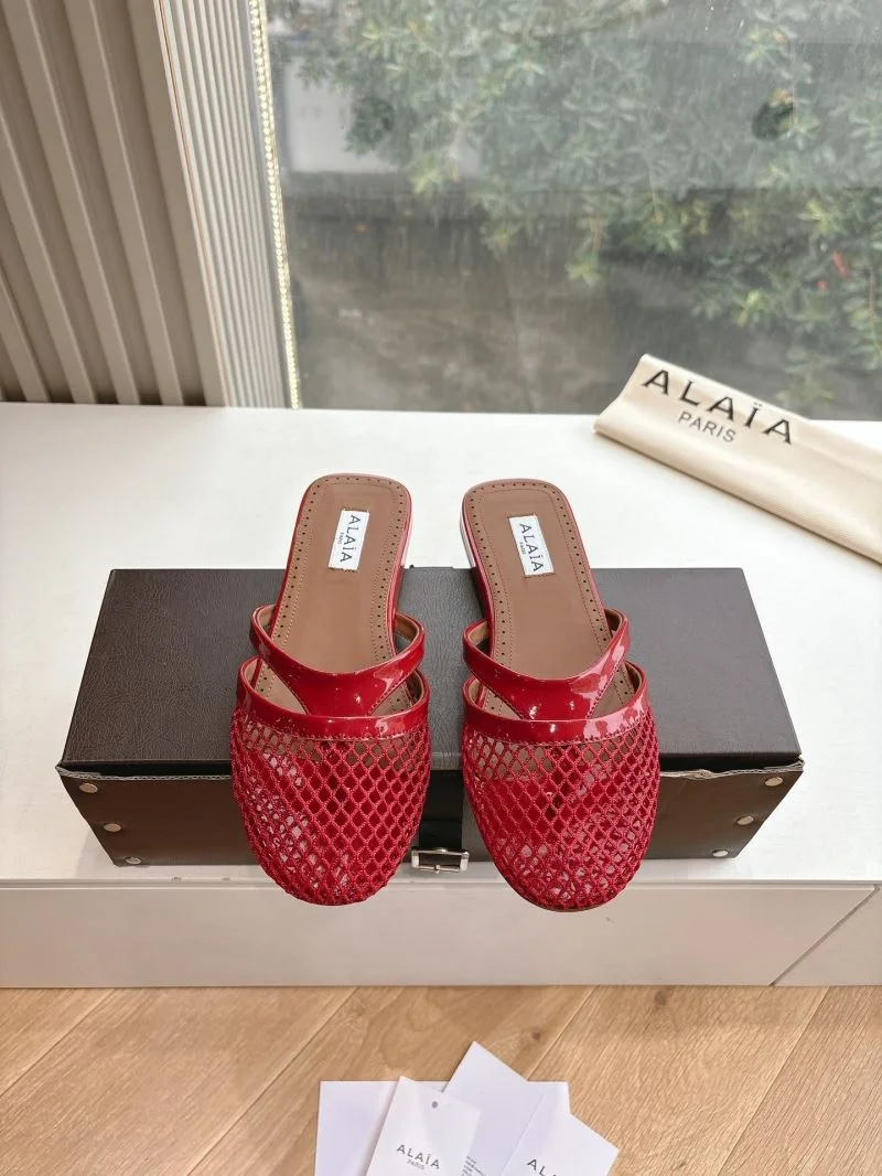 FlexibleFit Alaia Sandals 10775