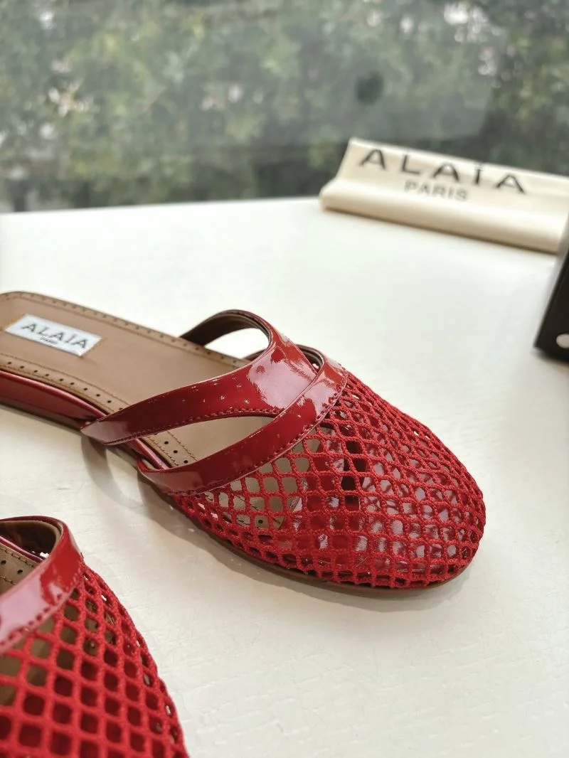 FlexibleFit Alaia Sandals 10775