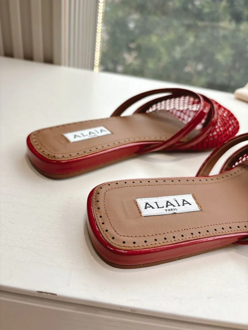 FlexibleFit Alaia Sandals 10775
