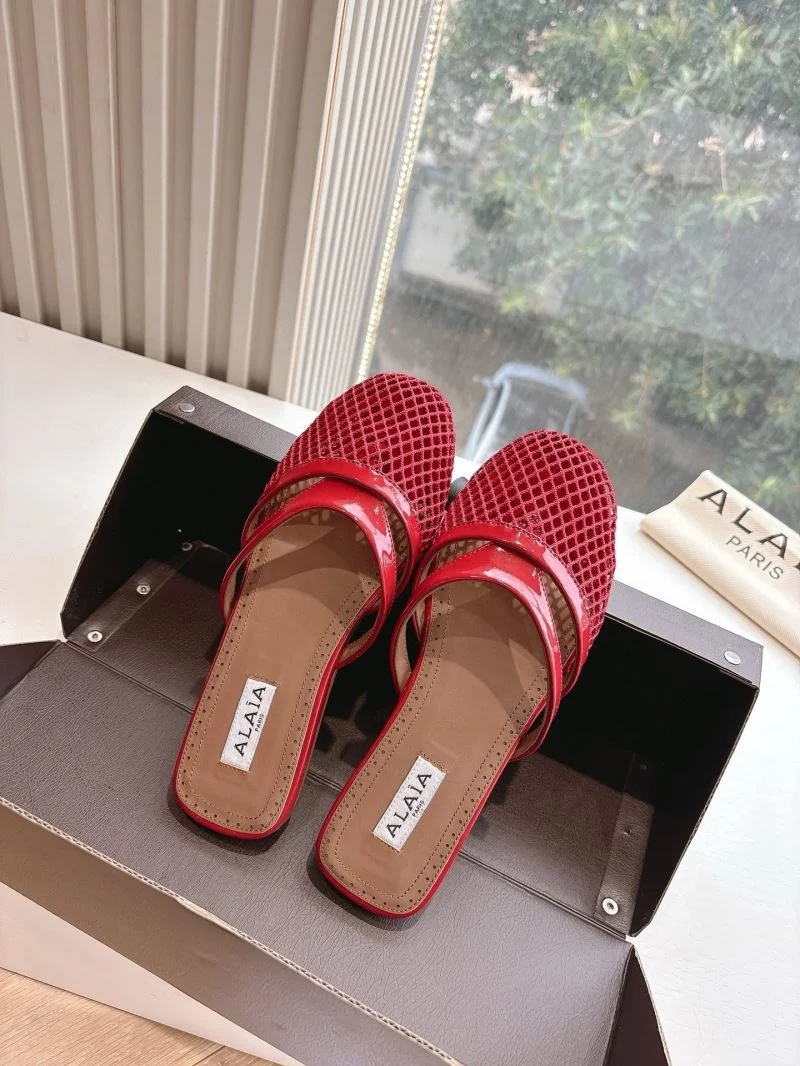 FlexibleFit Alaia Sandals 10775