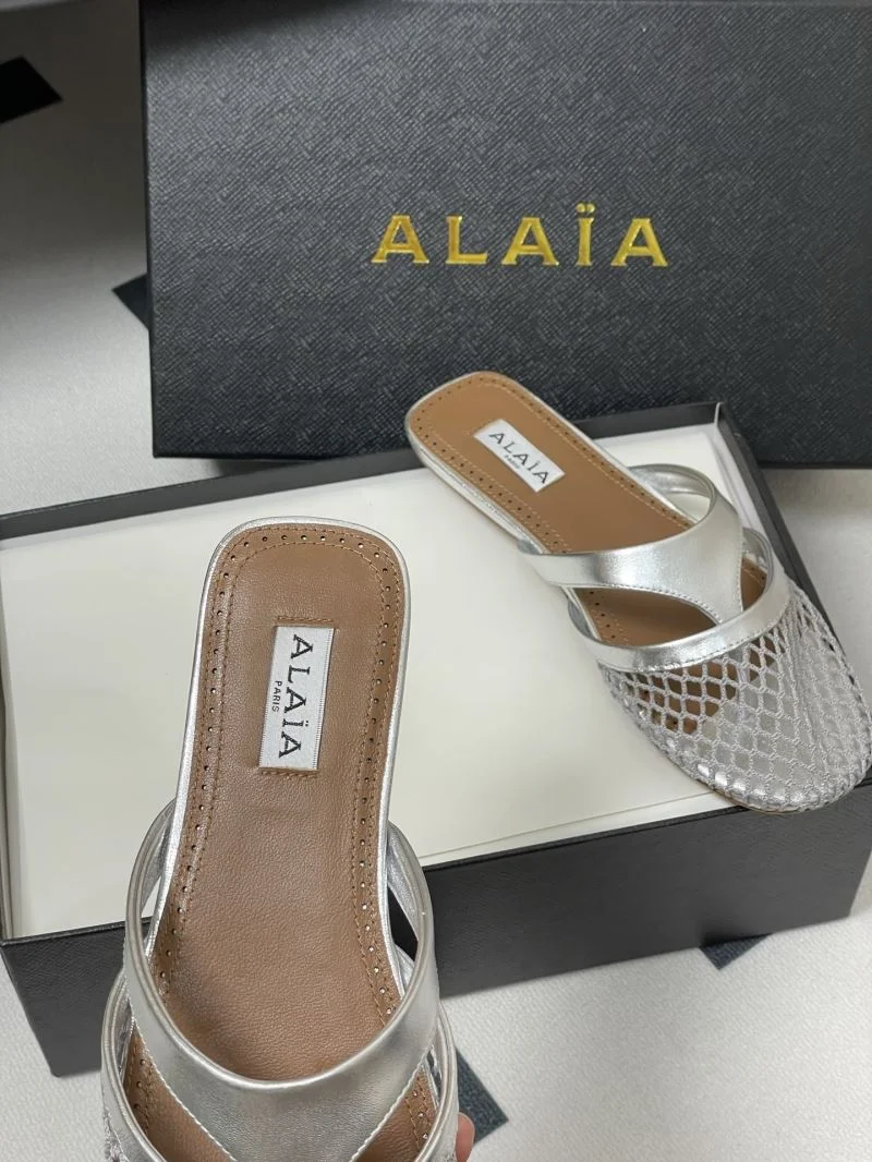 Alaia Sandals Cozy 10741