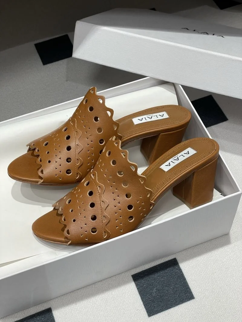 Comfortable Alaia Sandals 10736