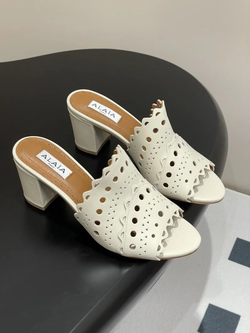 Alaia Sandals Stretchable 10733