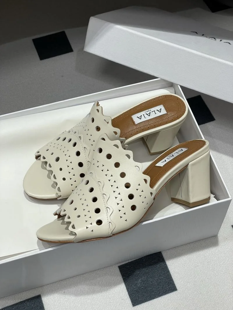 Alaia Sandals Stretchable 10733