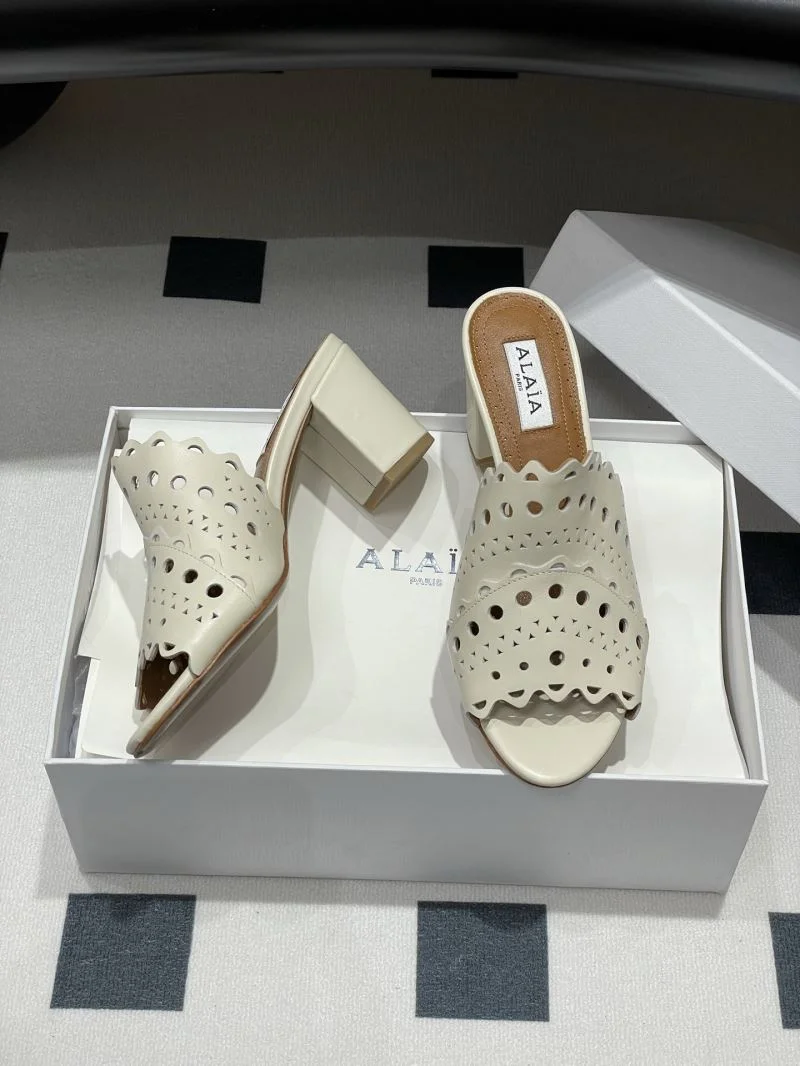 Alaia Sandals Stretchable 10733