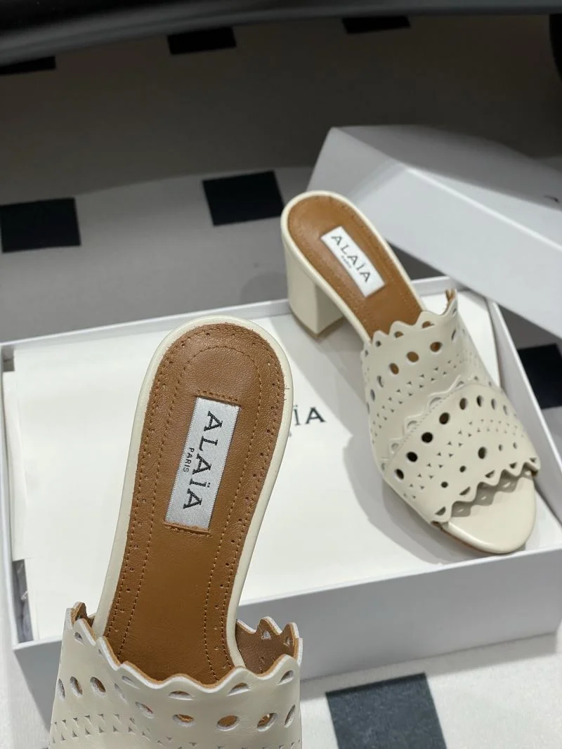Alaia Sandals Stretchable 10733