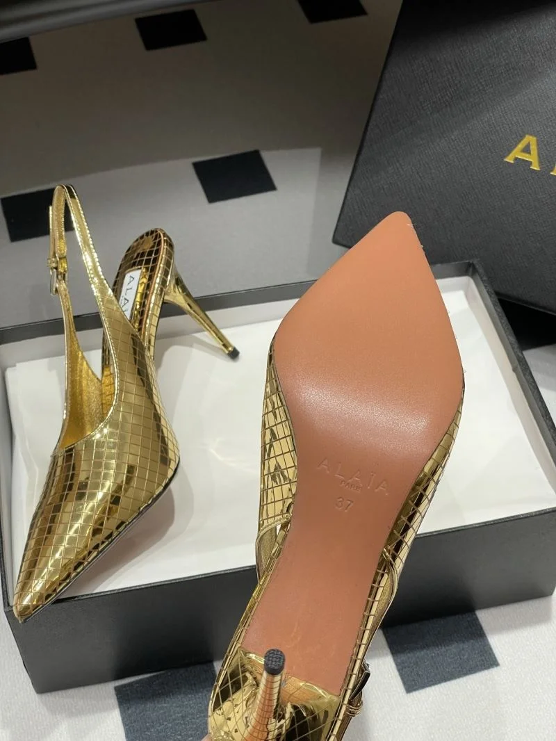 Alaia Sandals Affordable 10762