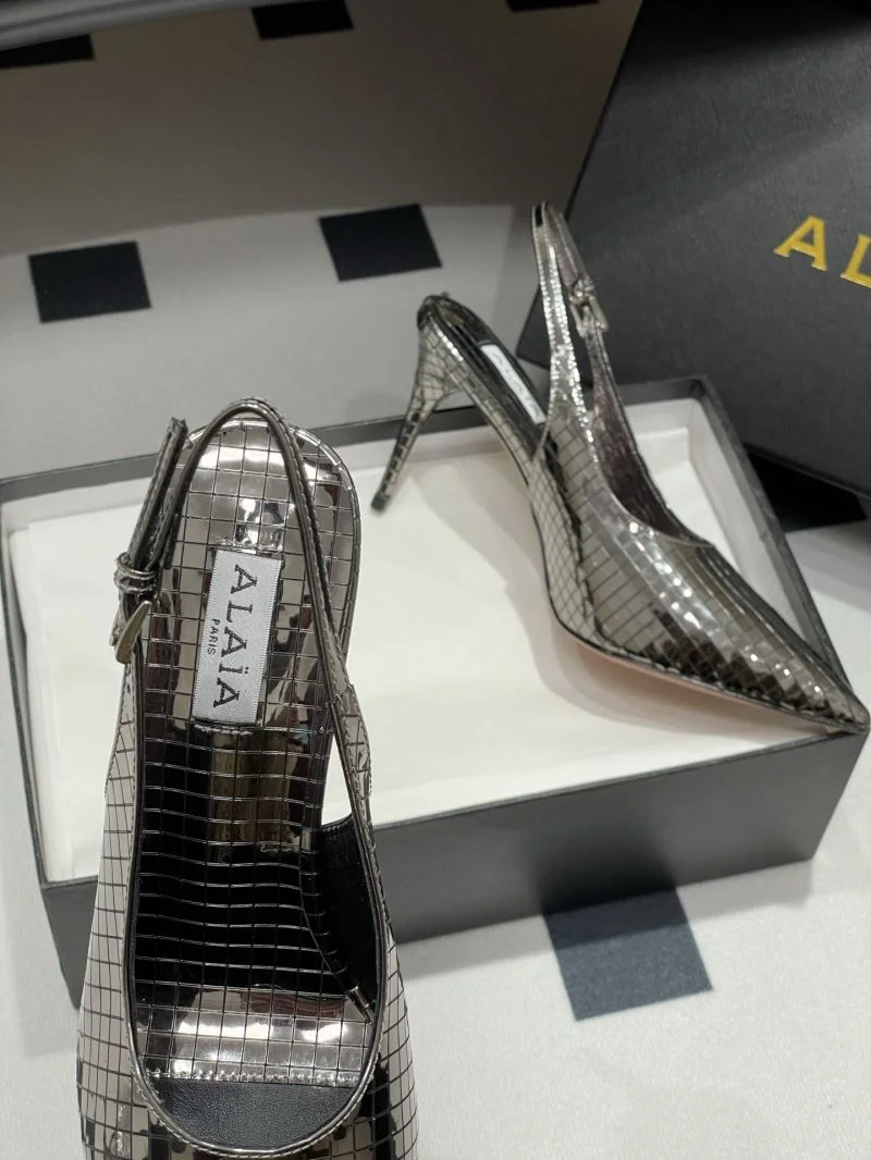 Alaia Sandals Sophisticated 10732