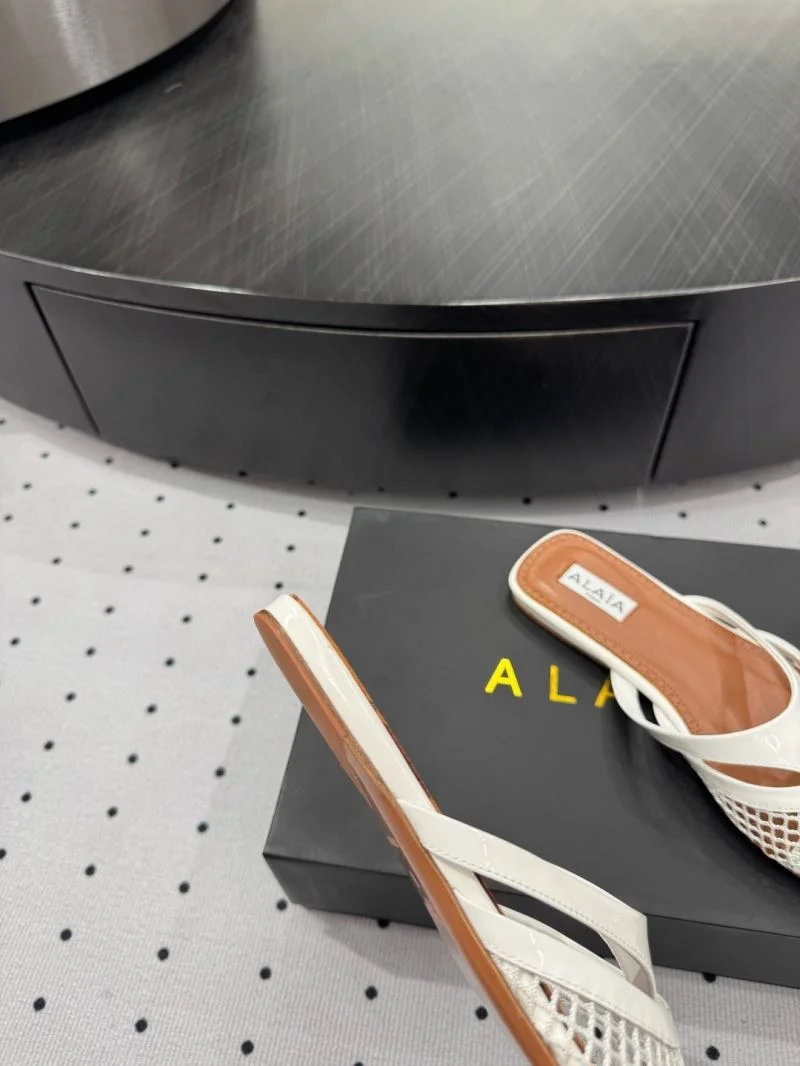 Alaia Sandals RelaxedFit 10794