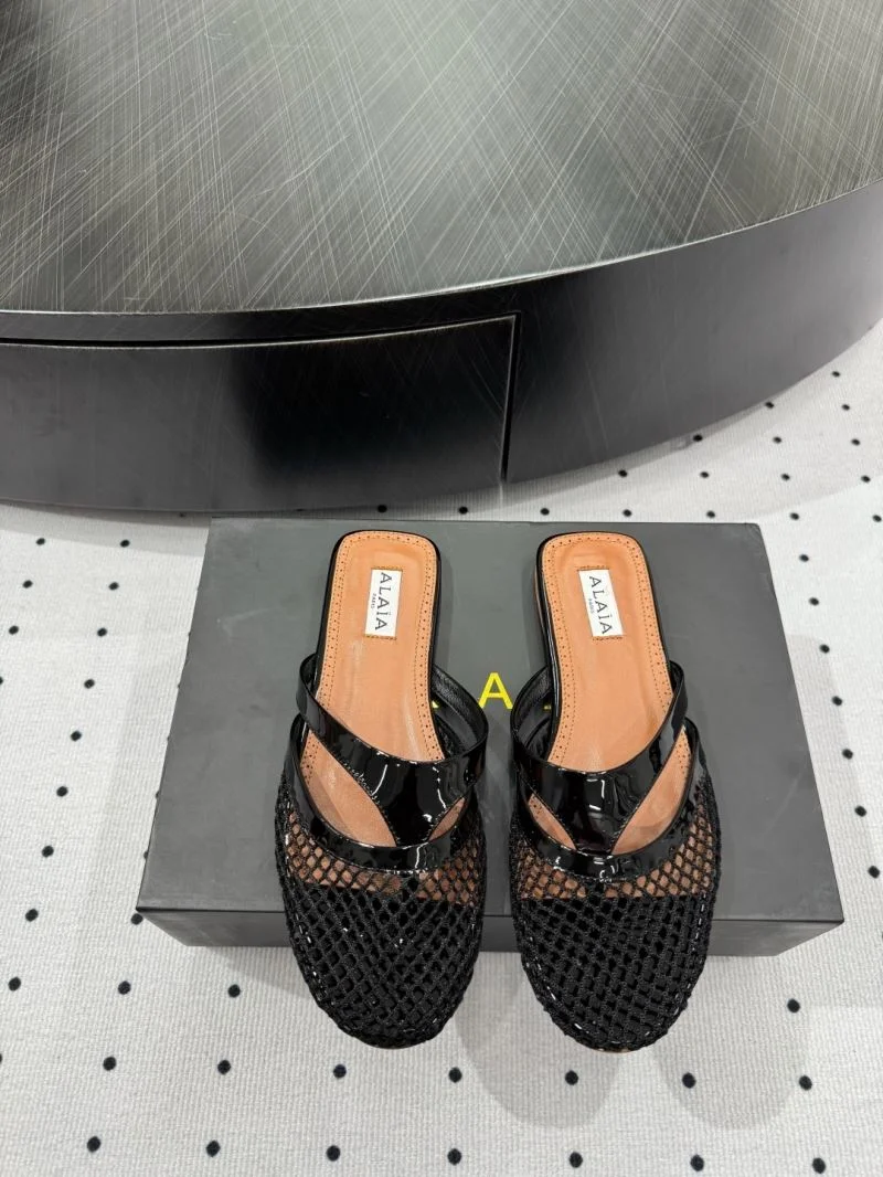 Alaia Sandals Stylish 10723