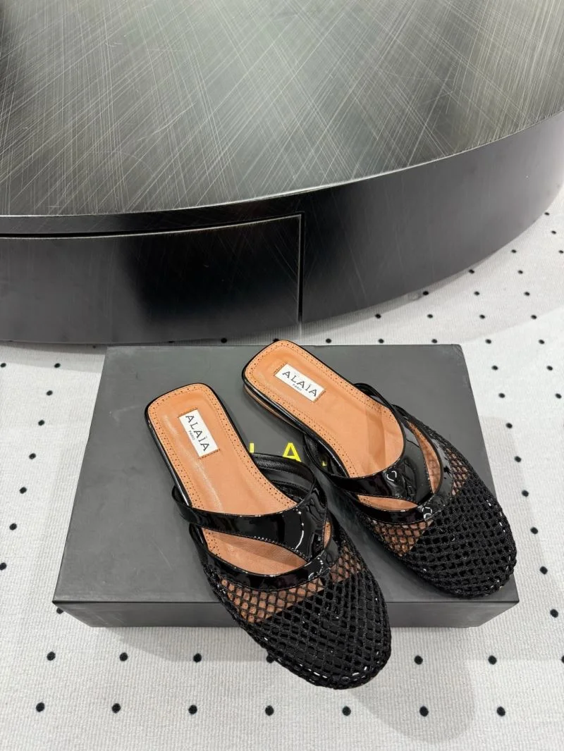 Alaia Sandals Stylish 10723