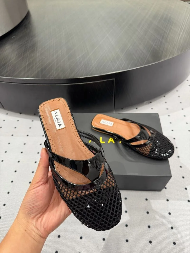 Alaia Sandals Stylish 10723