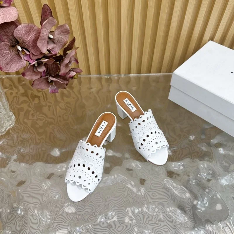 Efficient Alaia Sandals 10742
