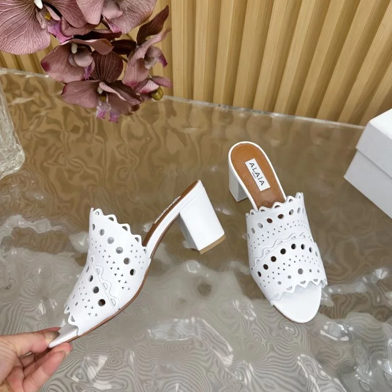 Efficient Alaia Sandals 10742