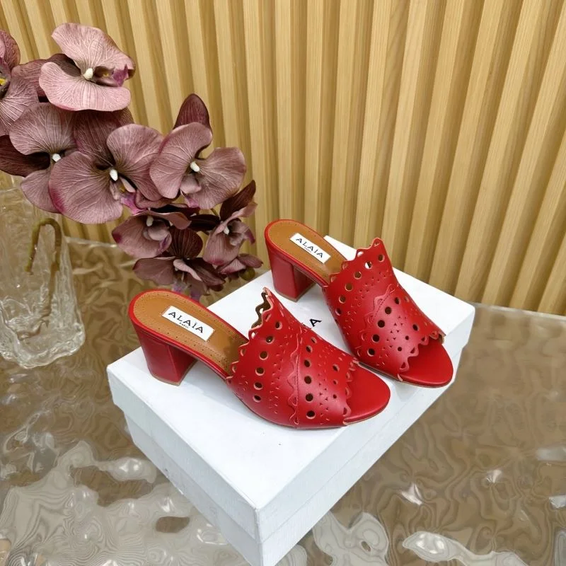 Alaia Sandals Sporty 10746