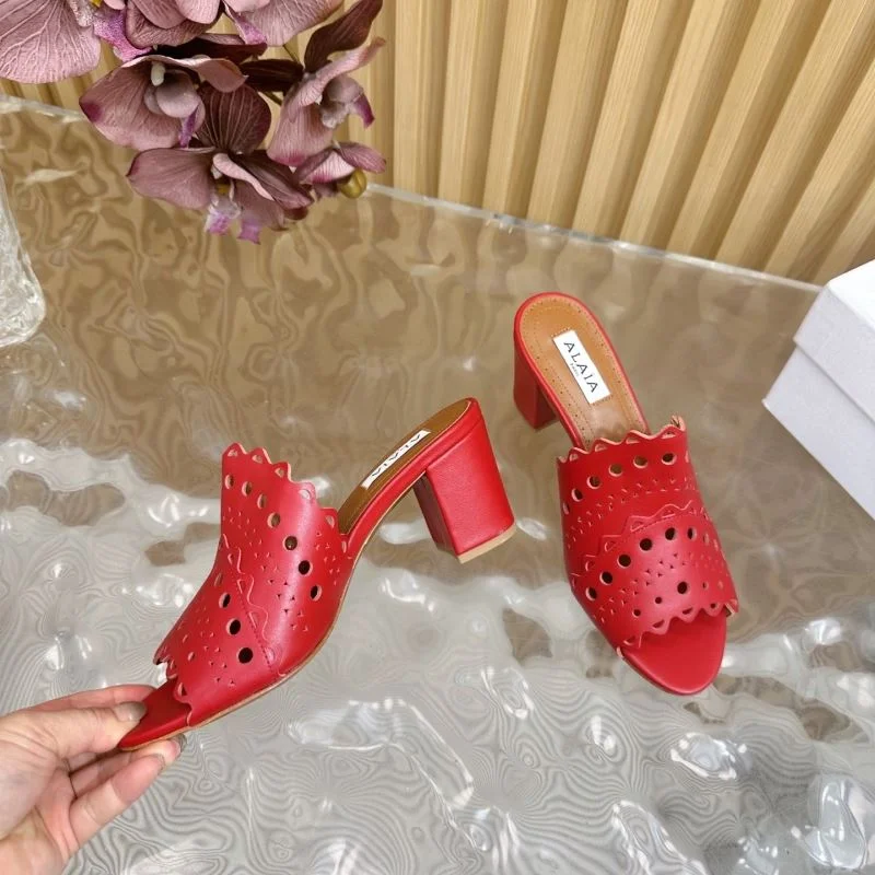Alaia Sandals Sporty 10746