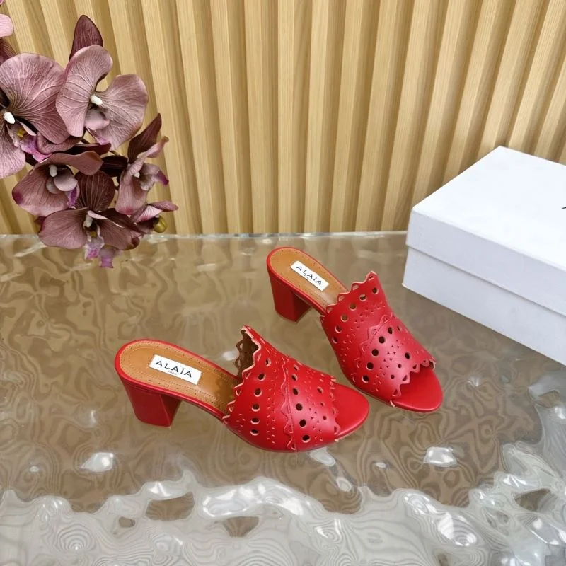 Alaia Sandals Sporty 10746