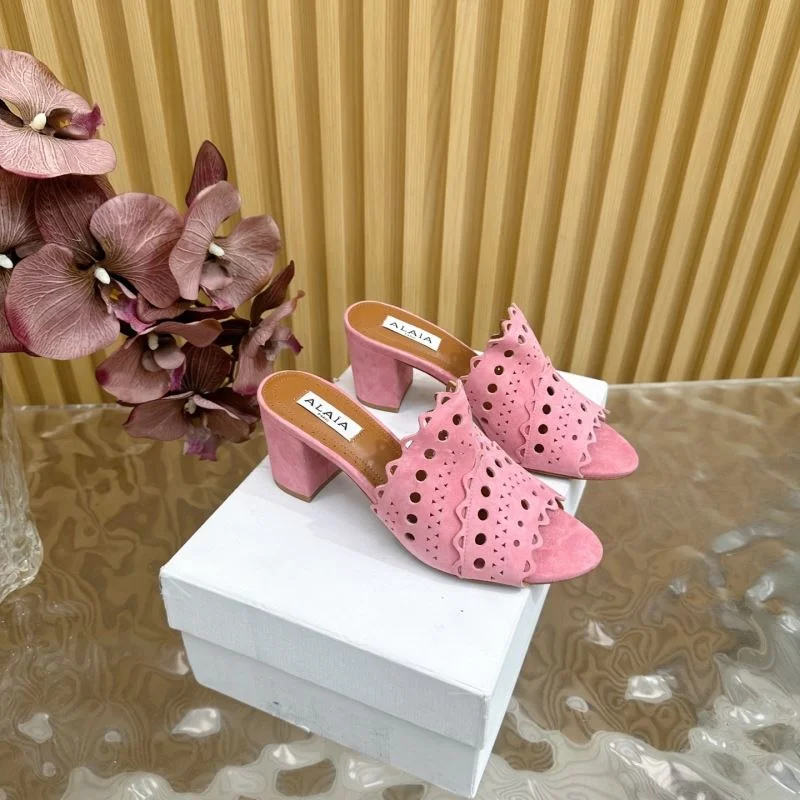 Alaia Sandals Stylish 10721