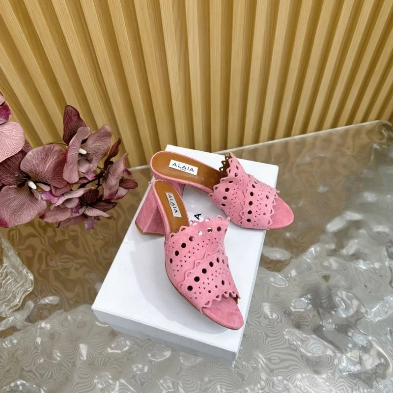 Alaia Sandals Stylish 10721