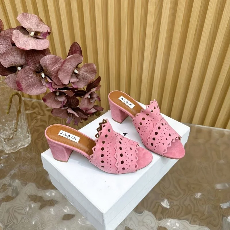 Alaia Sandals Stylish 10721