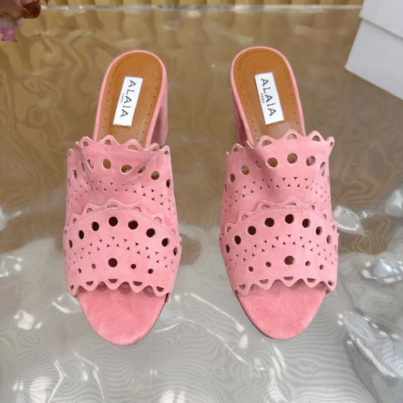 Alaia Sandals Stylish 10721
