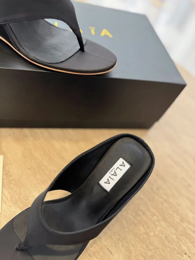 Alaia Sandals Practical 10715