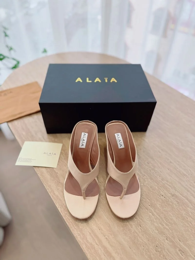 Alaia Sandals Durable 10712