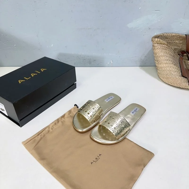 Alaia Sandals UrbanStyle 10720