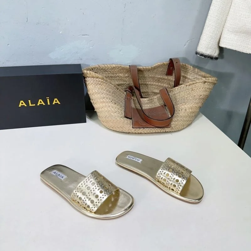 Alaia Sandals UrbanStyle 10720