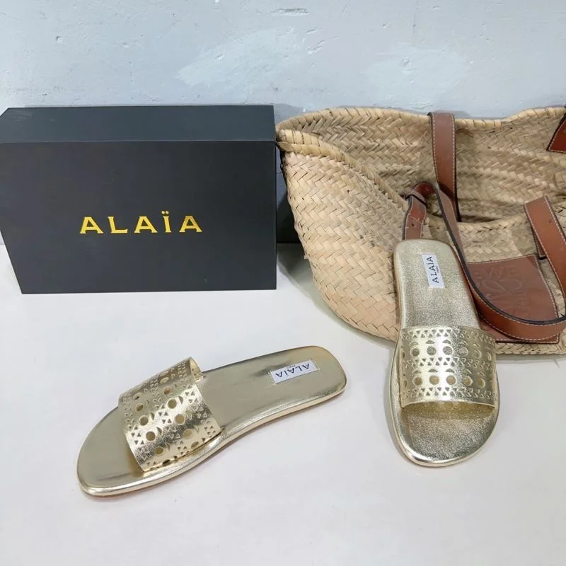 Alaia Sandals UrbanStyle 10720