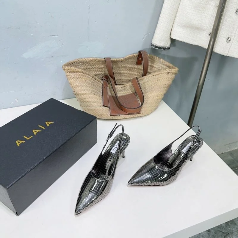 Alaia Sandals MoistureWicking 10682