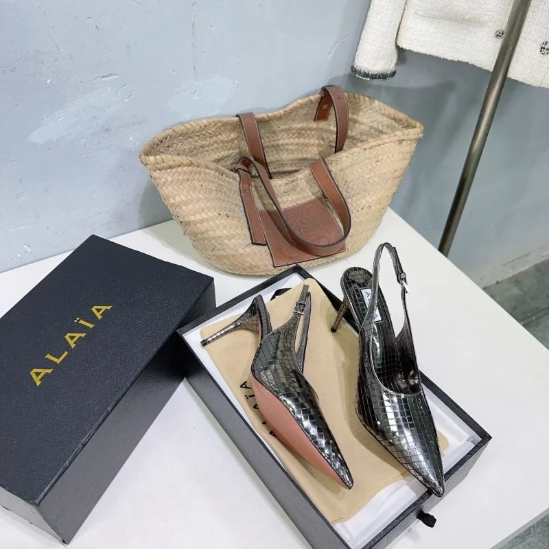 Alaia Sandals MoistureWicking 10682