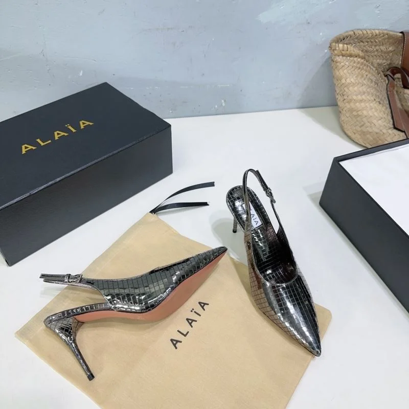 Alaia Sandals MoistureWicking 10682