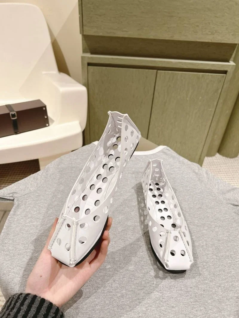 Stylish Alaia Sandals 16003