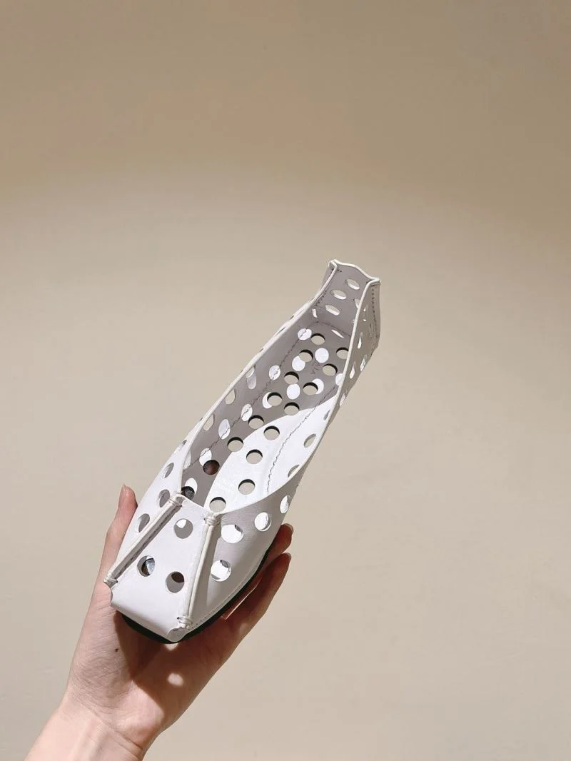 Stylish Alaia Sandals 16003