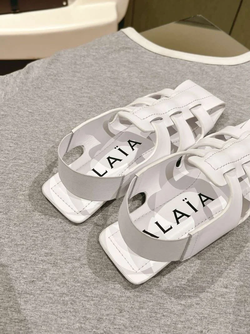 Affordable Alaia Sandals 15983