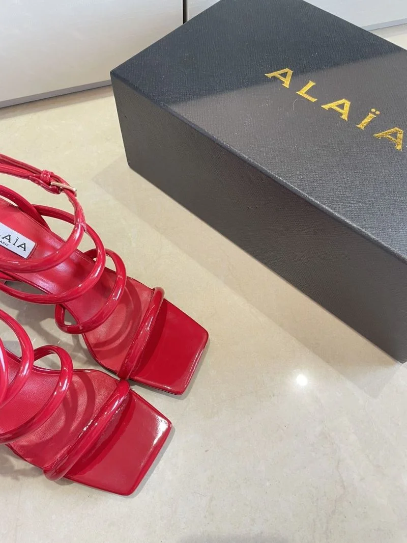 Alaia Sandals Sporty 16027