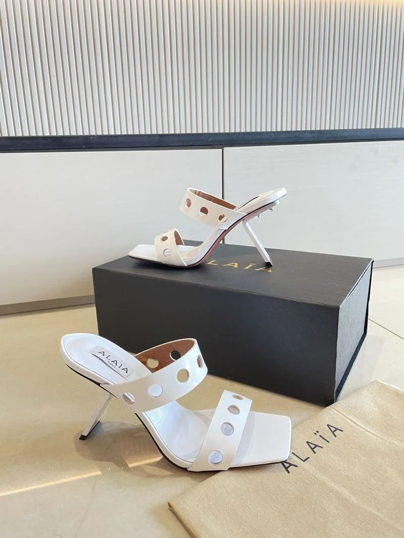 Alaia Sandals Sophisticated 15987