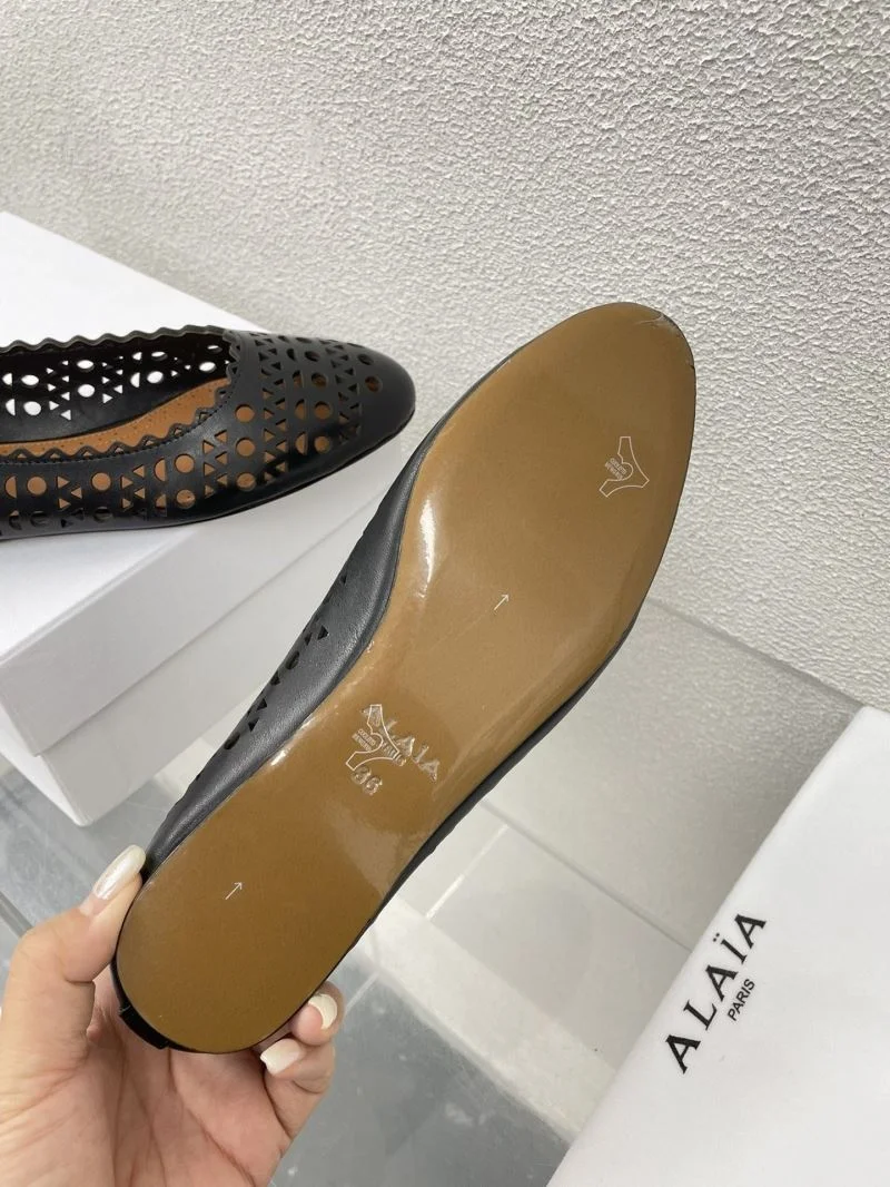 MoistureWicking Alaia Sandals 15984
