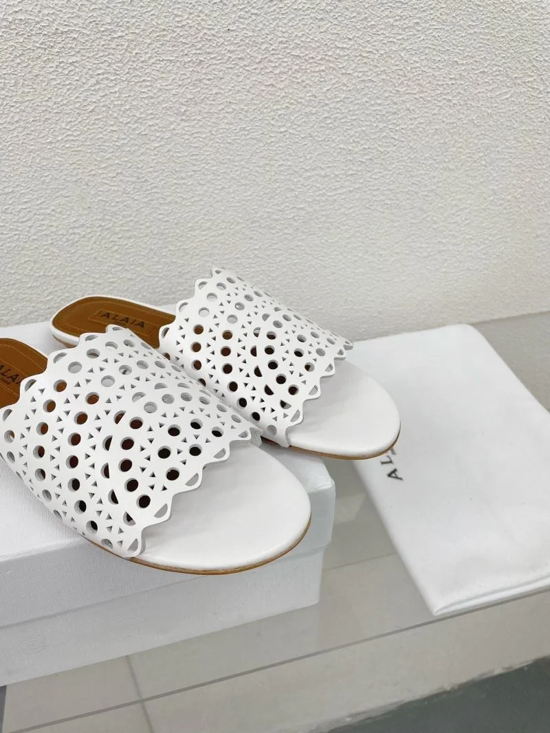 Alaia Sandals Durable 15985