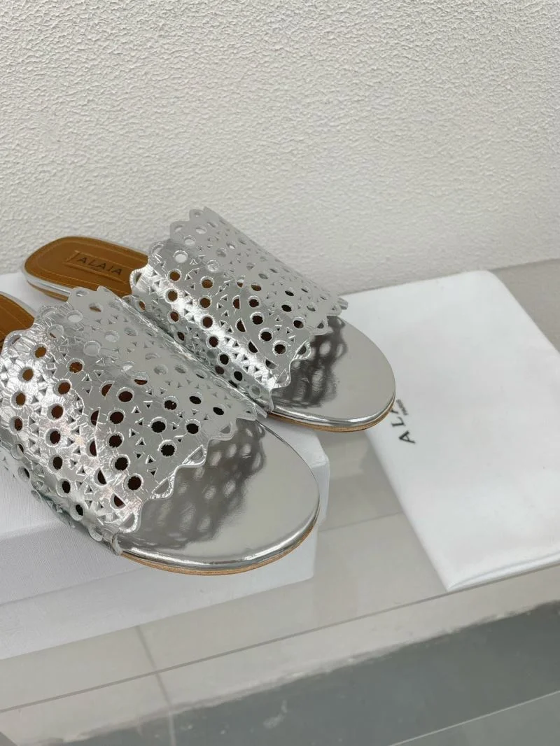 Alaia Sandals Compact 15977