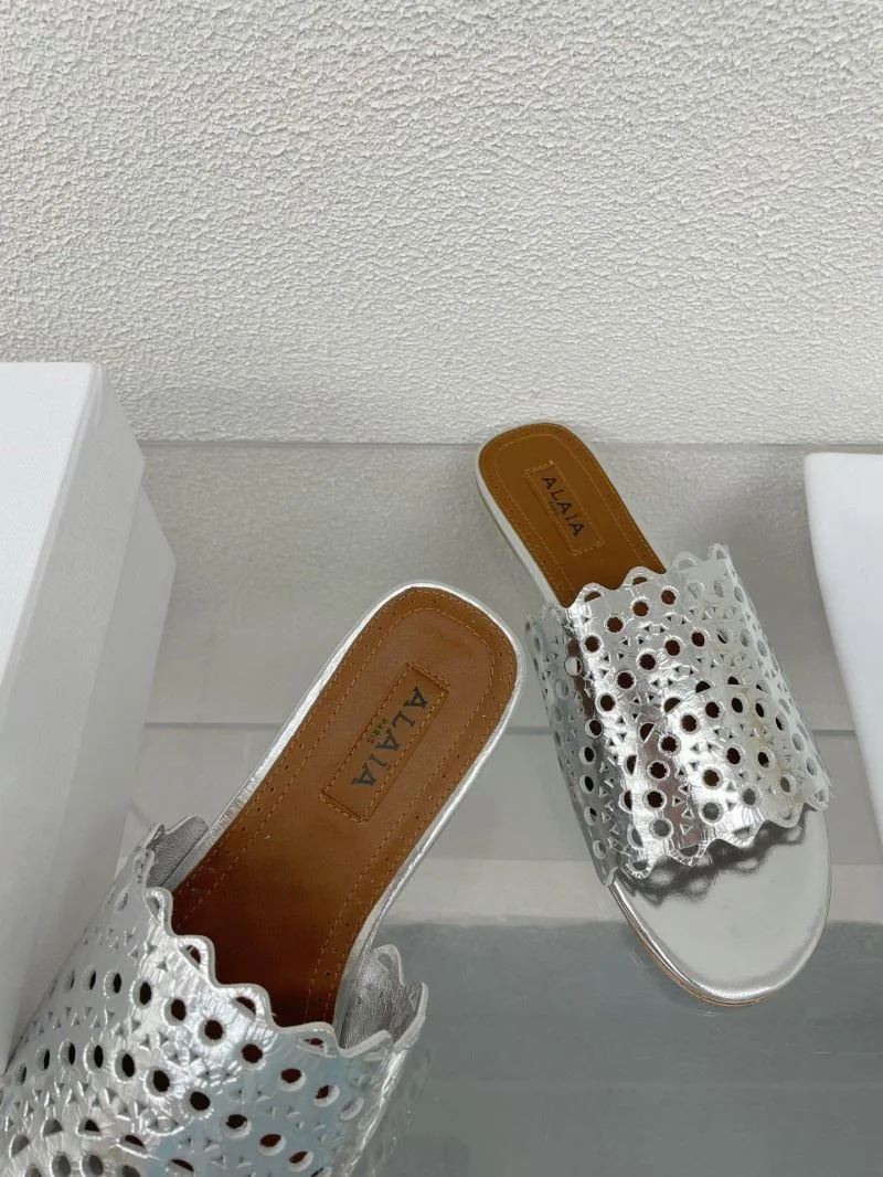 Alaia Sandals Compact 15977