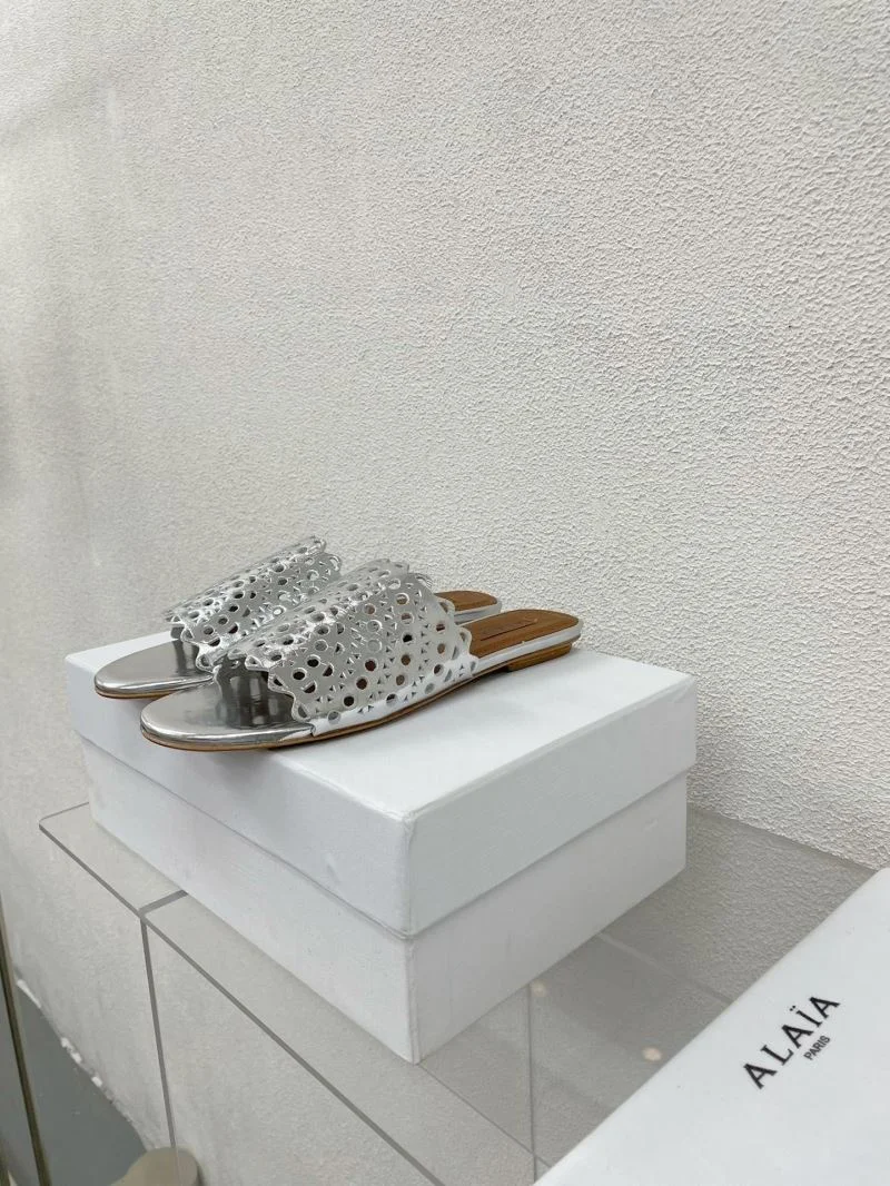 Alaia Sandals Compact 15977