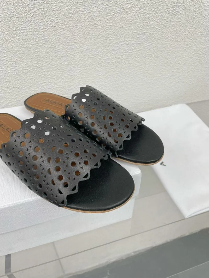 Alaia Sandals Neat 15967