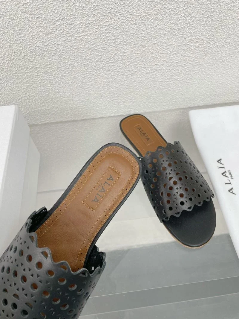 Alaia Sandals Neat 15967