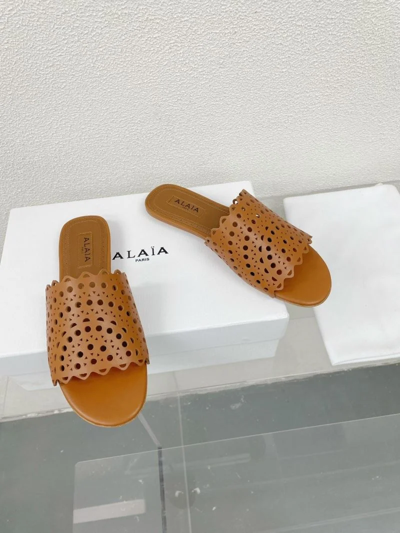 Alaia Sandals Packable 15981