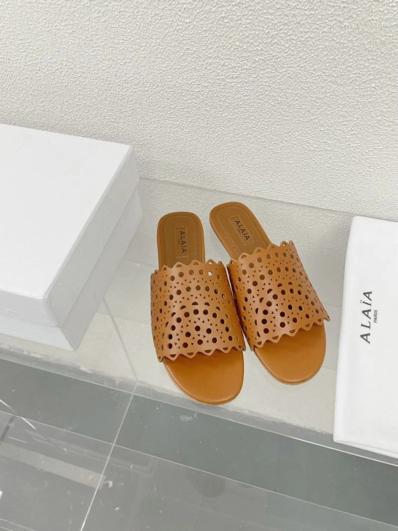 Alaia Sandals Packable 15981