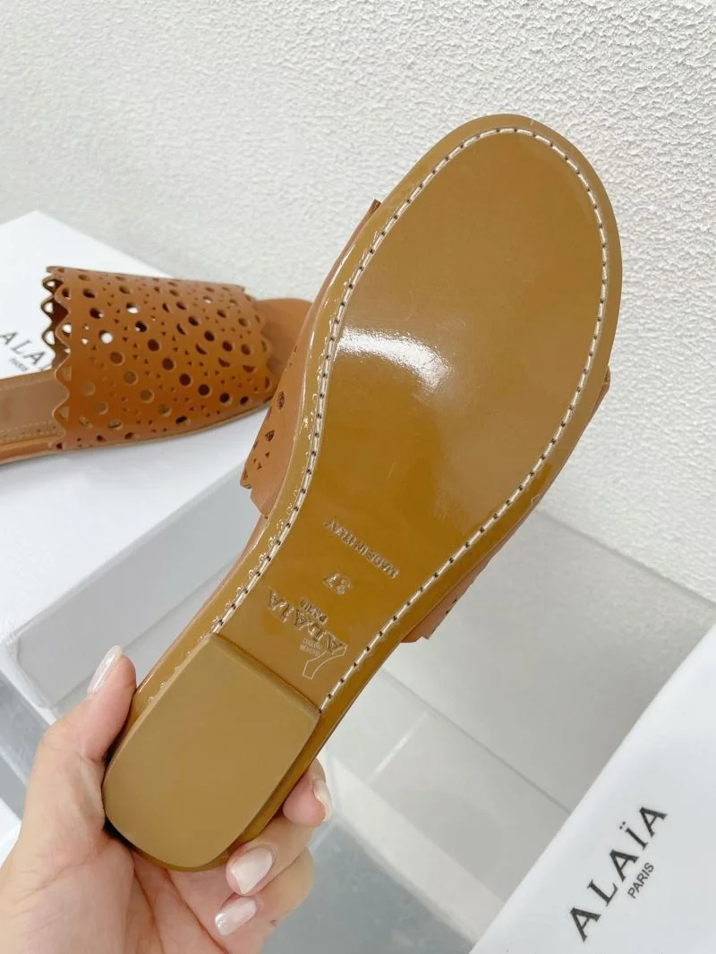 Alaia Sandals Packable 15981