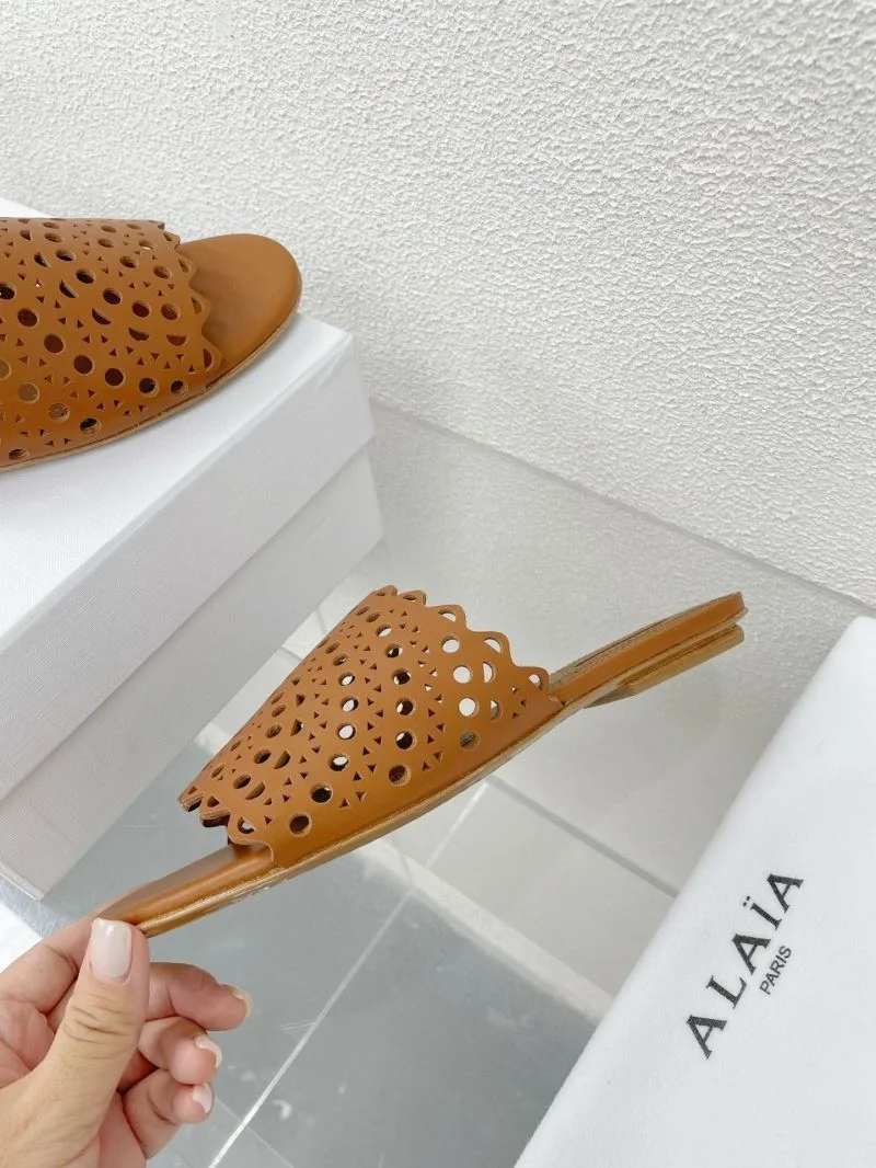 Alaia Sandals Packable 15981